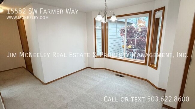 Building Photo - 15582 SW Farmer Way