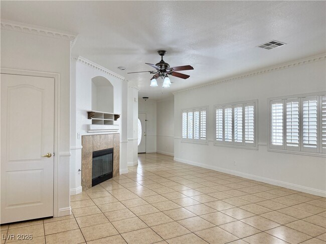 Building Photo - 8896 Tomnitz Ave