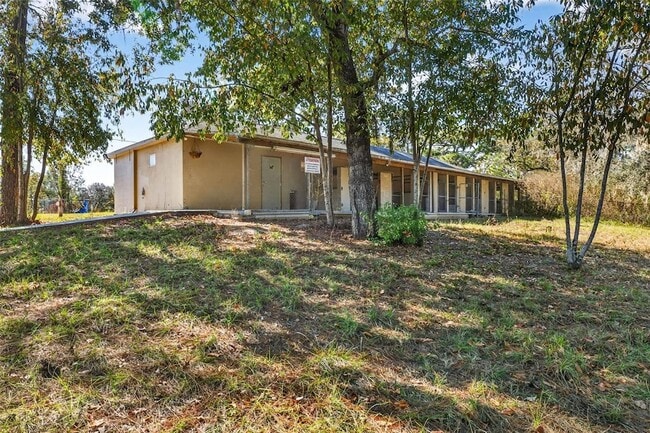 Building Photo - 14252 Trinity Rd