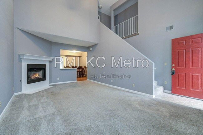 Building Photo - 15811 E 20 St S