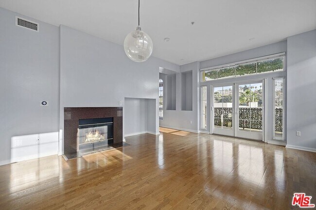 Building Photo - 13020 Pacific Promenade