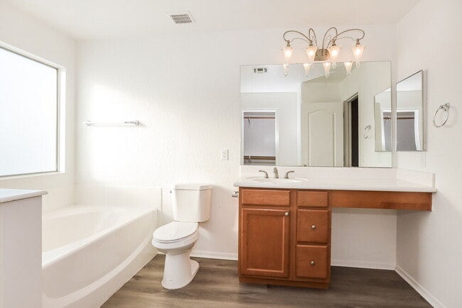 Building Photo - 7506 S 14th St