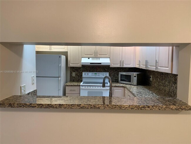 Building Photo - 1501 SW 131st Way