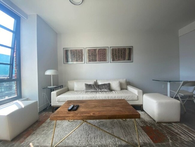 Building Photo - FURNISHED OR UNFURNISHED! One of the Most Desirable Locations On the Wharf!  1 Bed at the VIO! Av...