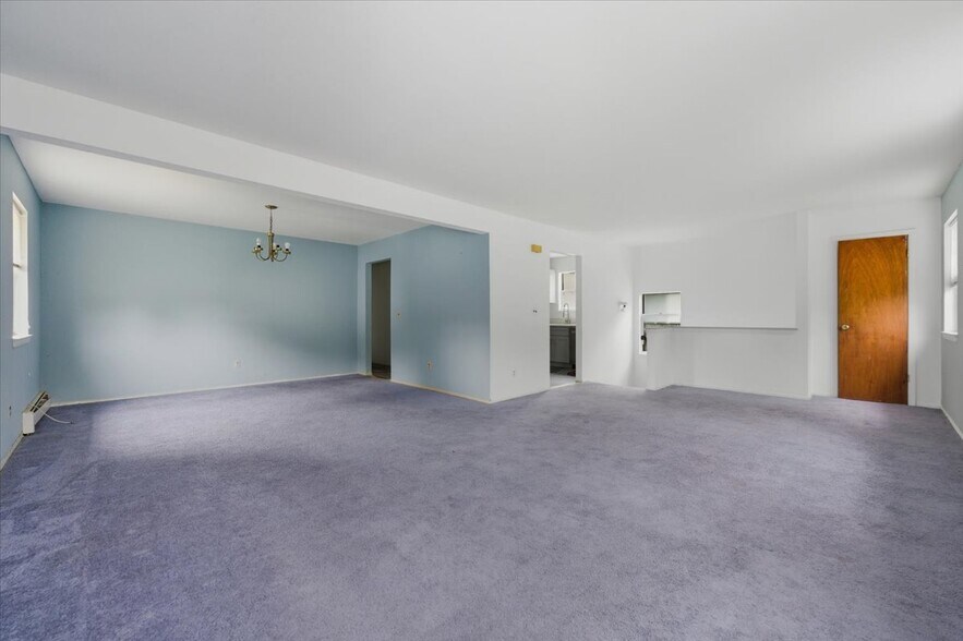 Building Photo - 10 Park Manor Ct