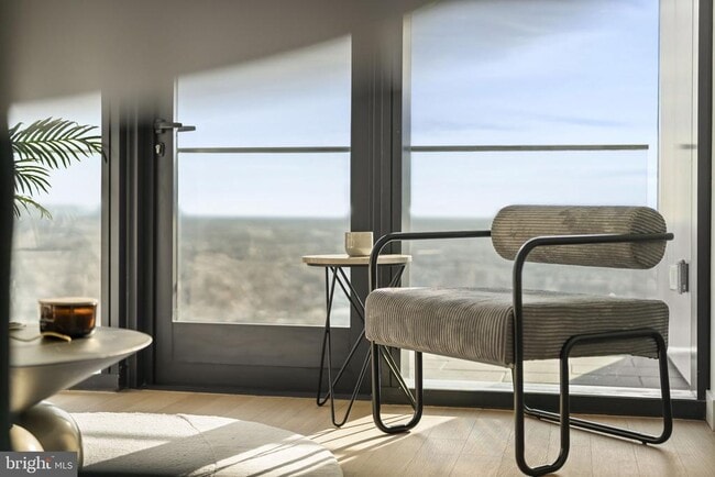 Building Photo - 210 S 12th St