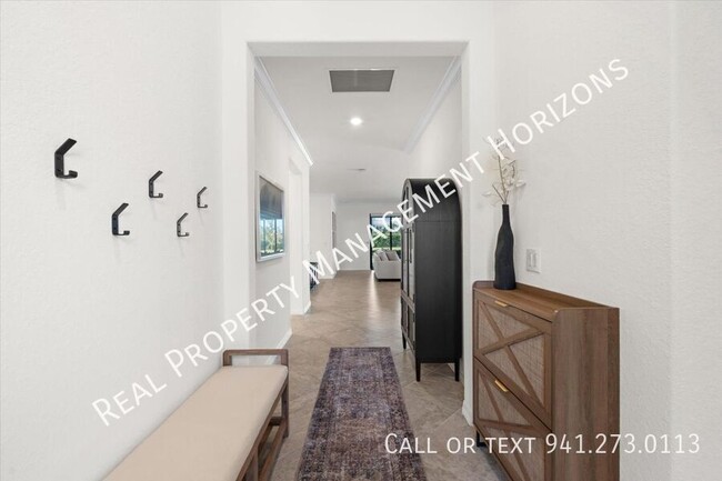 Building Photo - 17238 Blue Rdg Pl