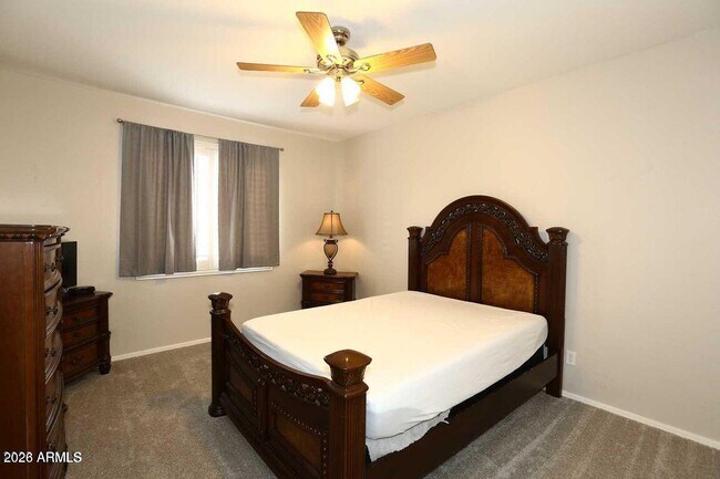 Building Photo - 15626 N 13th Ave