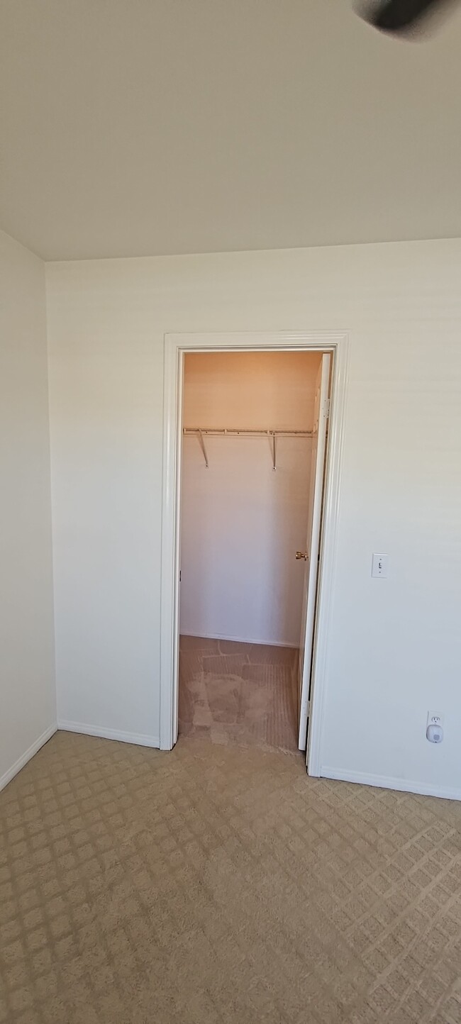 Building Photo - 1726 Amberidge Way