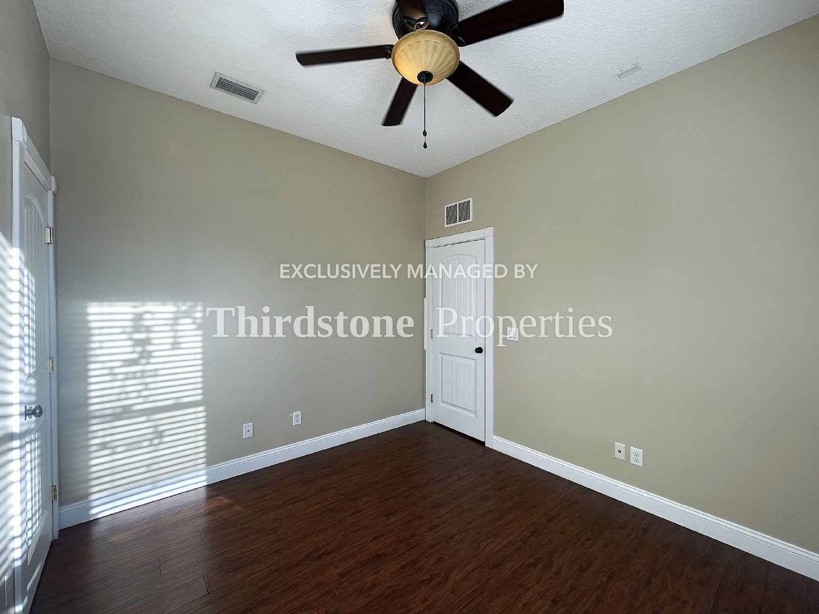 Building Photo - 2252 Park St