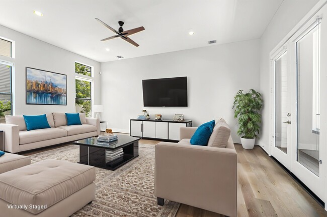 Building Photo - 1507 Truxillo St