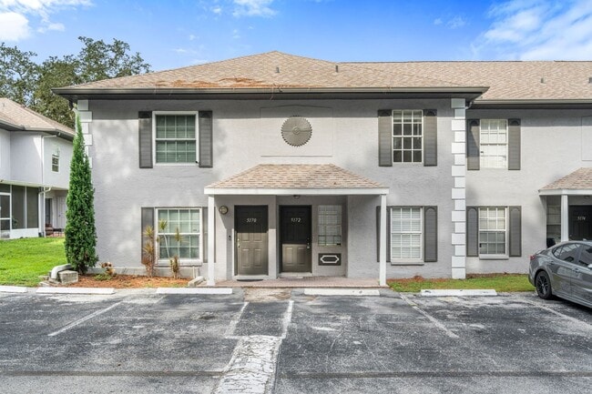 Primary Photo - Beautiful Temple Terrace Townhome!
