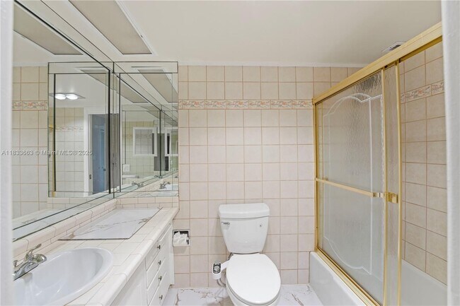 Building Photo - 2671 S Course Dr