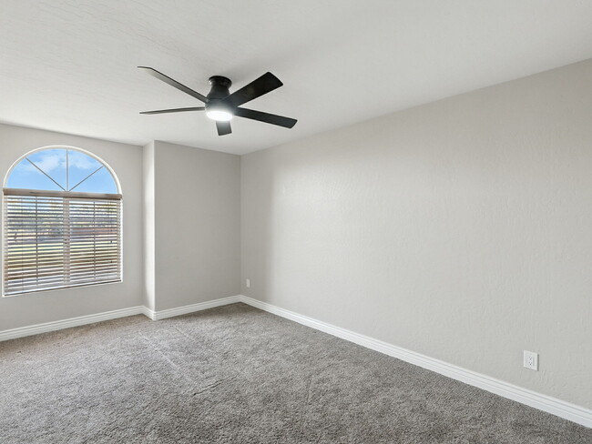 Building Photo - 3535 E Covina St