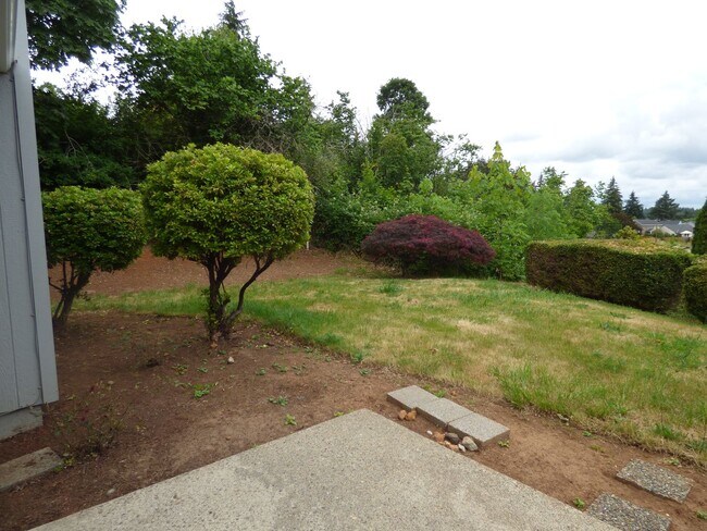 Building Photo - Rent Special: FREE August's Rent!! 3 bed 2 bath House in South Salem!