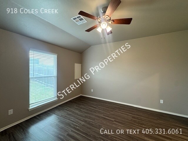 Building Photo - 918 Coles Creek