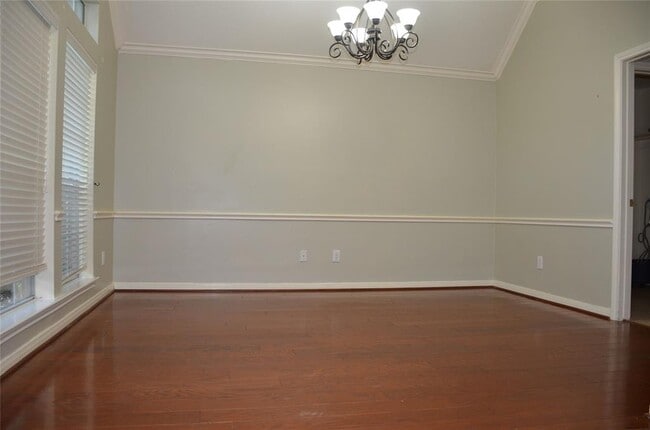Building Photo - 4810 Claridge Park Ln