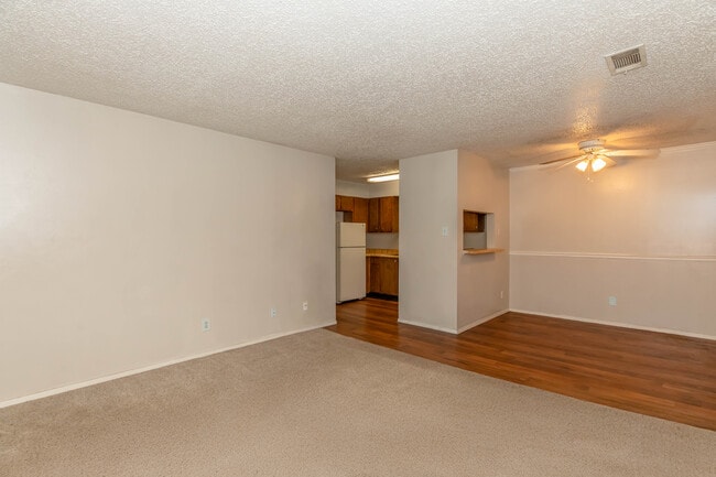 Building Photo - Indiana Village