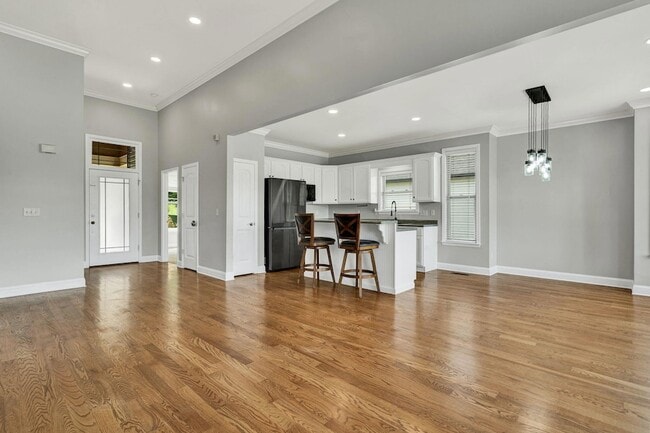 Building Photo - 955 Dodie Dr