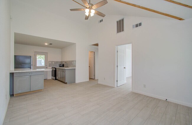 Building Photo - 12642 Alice Ln