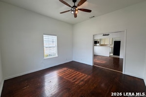 Building Photo - 123 Park Ct