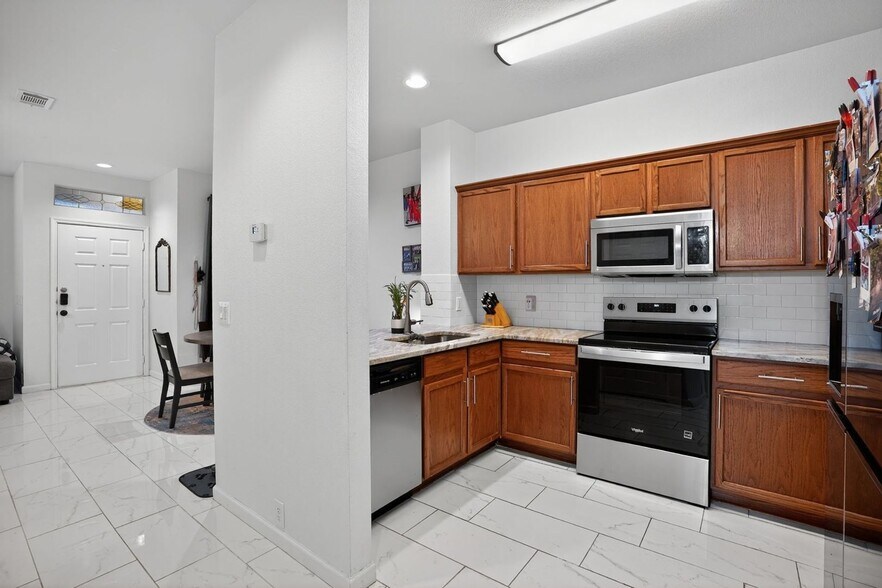 Building Photo - 2740 Denali Park Dr