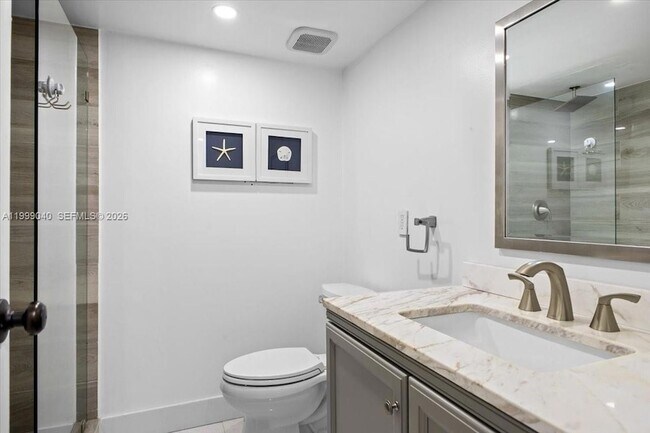 Building Photo - 6001 N Falls Cir Dr