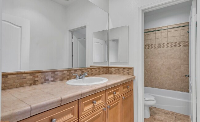 Building Photo - 1023 Via Fortuna