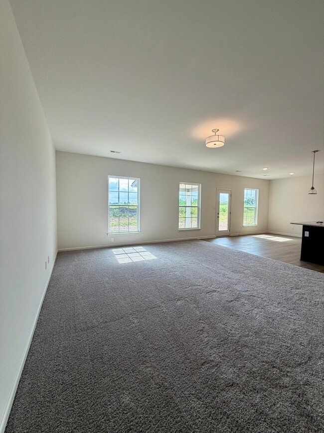 Building Photo - 836 Halford Pl