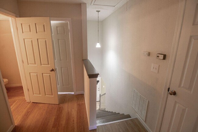 Building Photo - 5340 Godas Cir