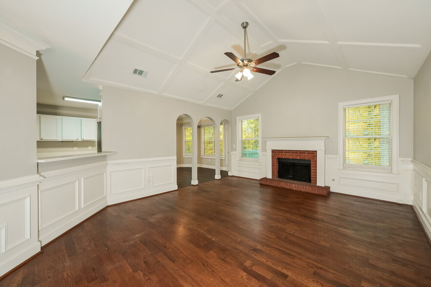 Building Photo - 4169 Rhinehart Dr