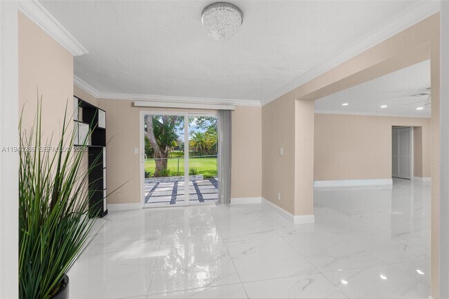 Building Photo - 7601 NW 82nd Terrace