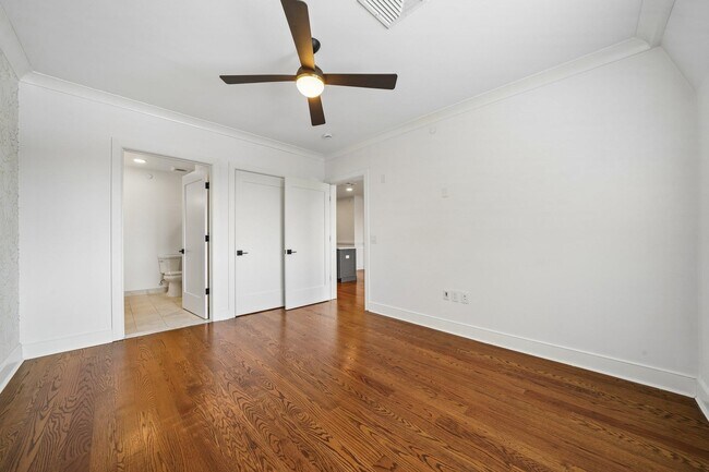 Building Photo - 139 Sherman Pl
