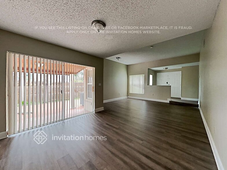 Building Photo - 14233 SW 103rd Terrace