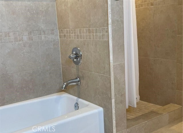 Building Photo - 222 N Rose St