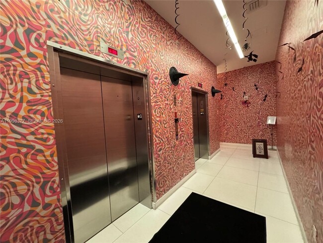 Building Photo - 31 SE 6th St