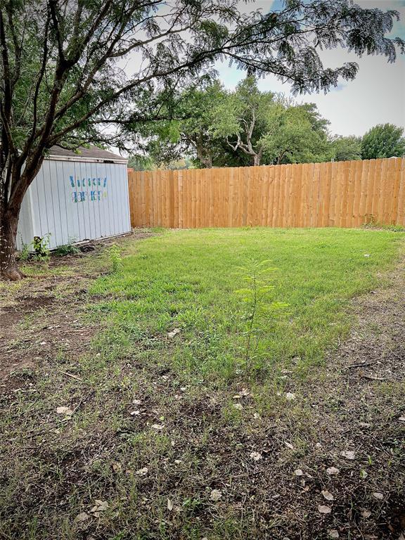 Building Photo - 1910 Marysol Trail