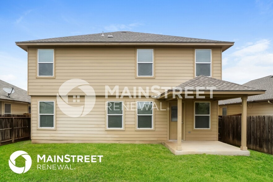 Building Photo - 8939 Hickman Pk