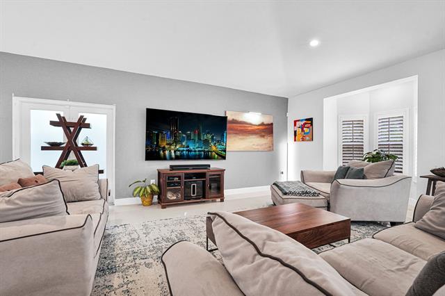 Building Photo - 1210 Biarritz Dr