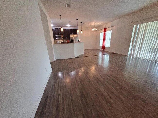 Building Photo - 355 Granada Blvd