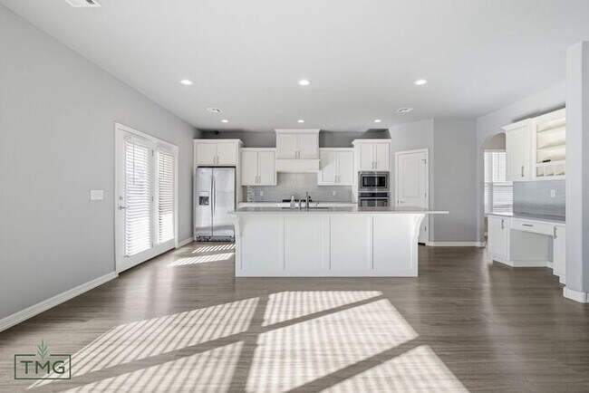 Building Photo - 3 Car Garage! Gorgeous 4/3.5/3 Luxury Home