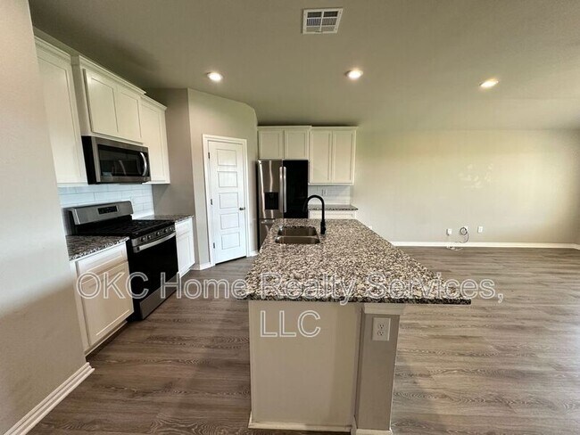 Building Photo - 14605 Travertine Fls Ln