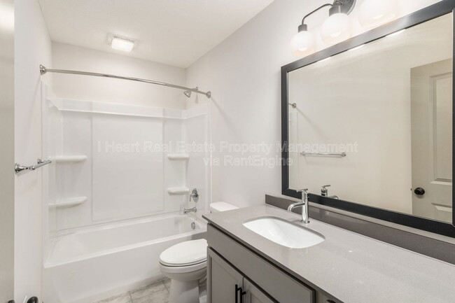 Building Photo - 72 Hayden Ave