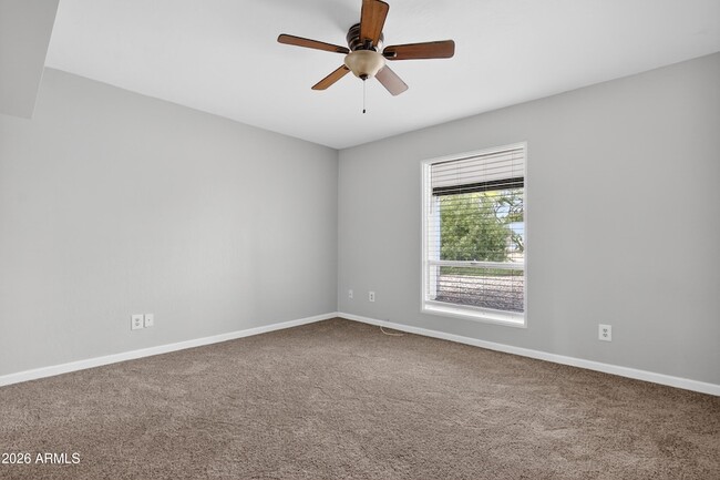 Building Photo - 6843 E Redfield Rd