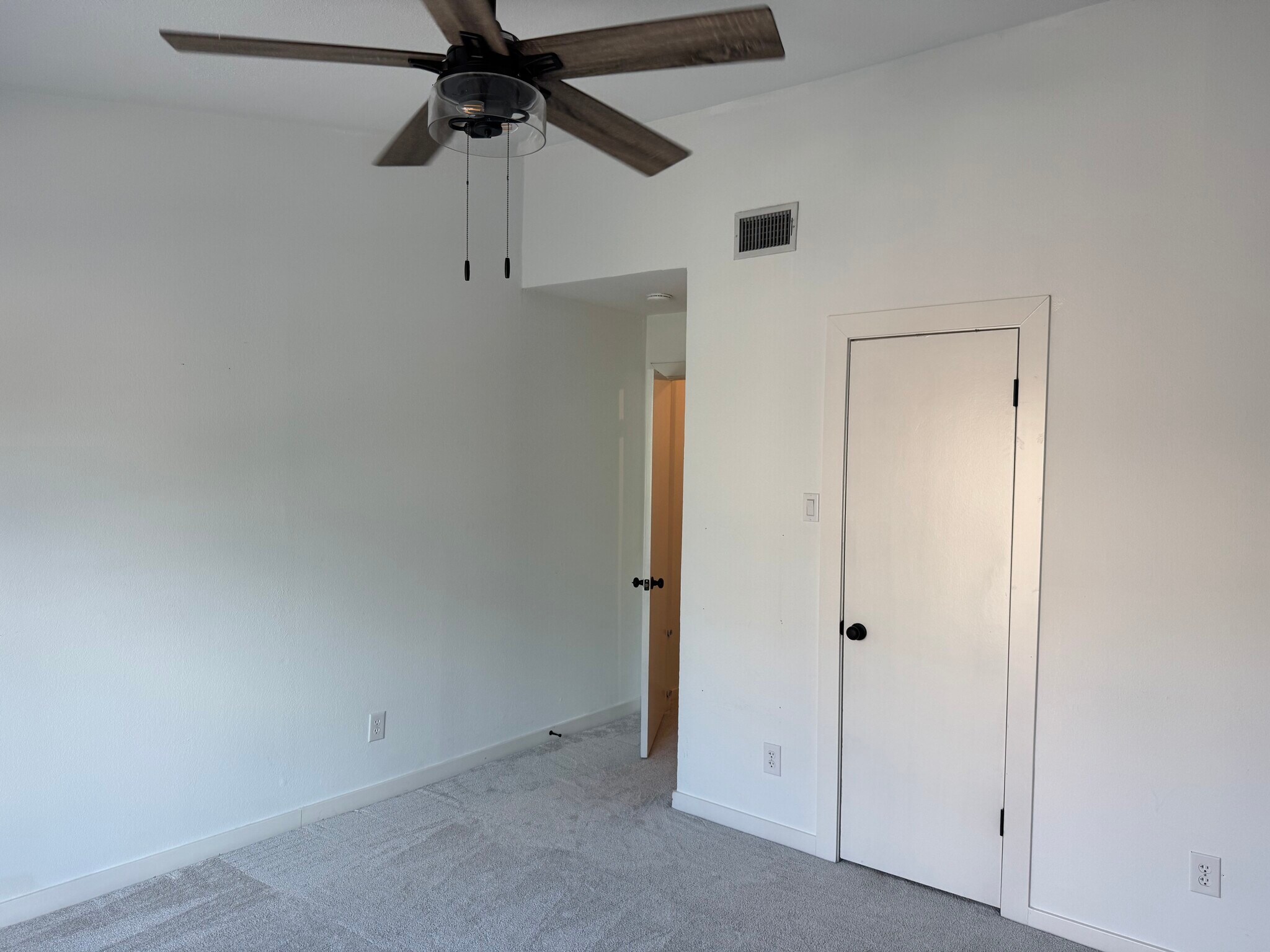 Building Photo - 14333 Preston Rd