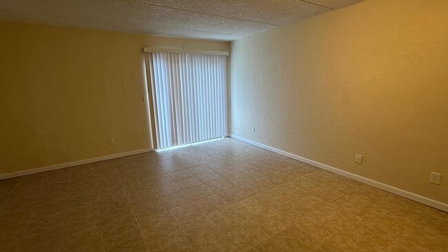 Building Photo - 416 N. Grandview Ave.