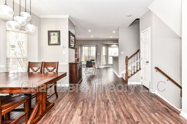 Building Photo - 6109 Madison Crest Ct
