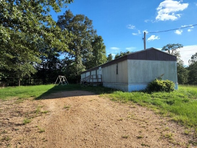 Primary Photo - 1136 McPherson Valley Rd