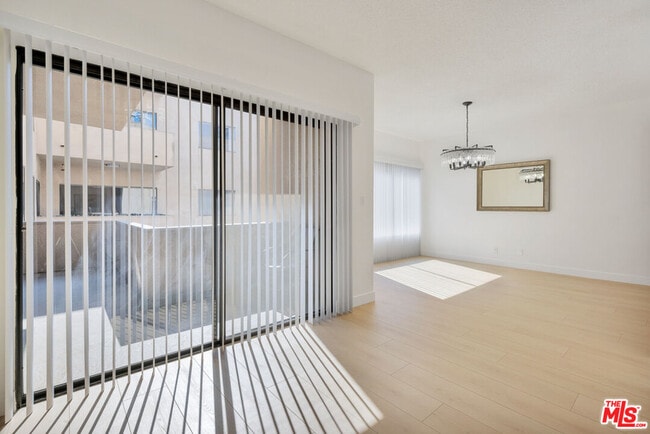 Building Photo - 1727 S Bentley Ave