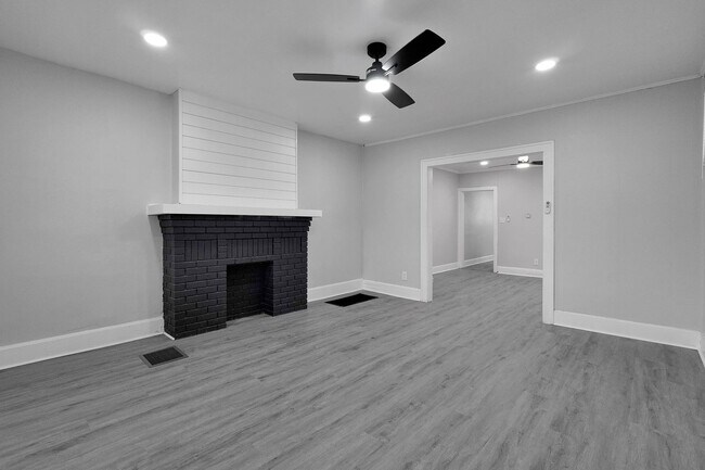 Building Photo - 1867-1869 Cleveland Ave